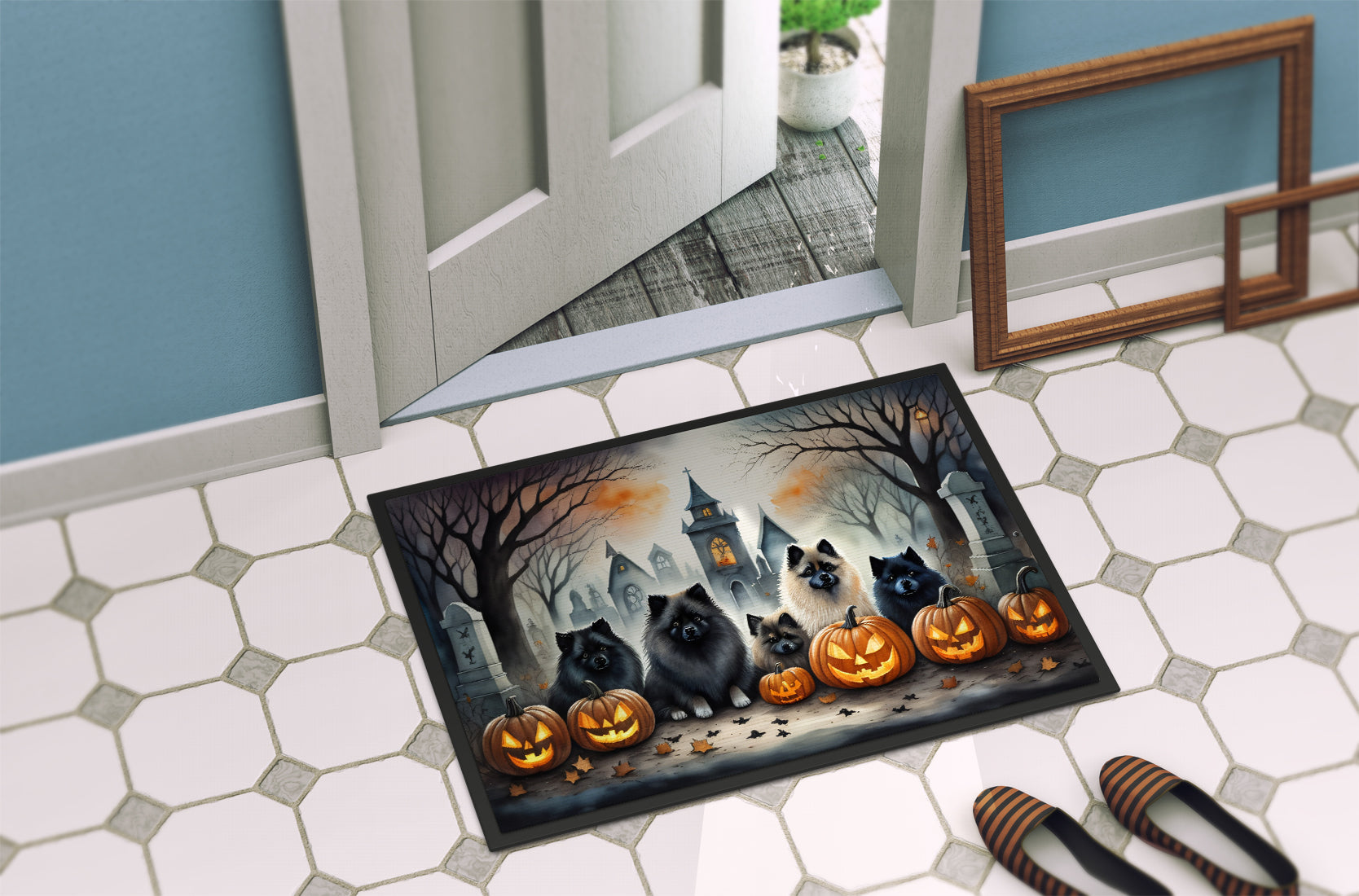 Keeshond Spooky Halloween Doormat-3