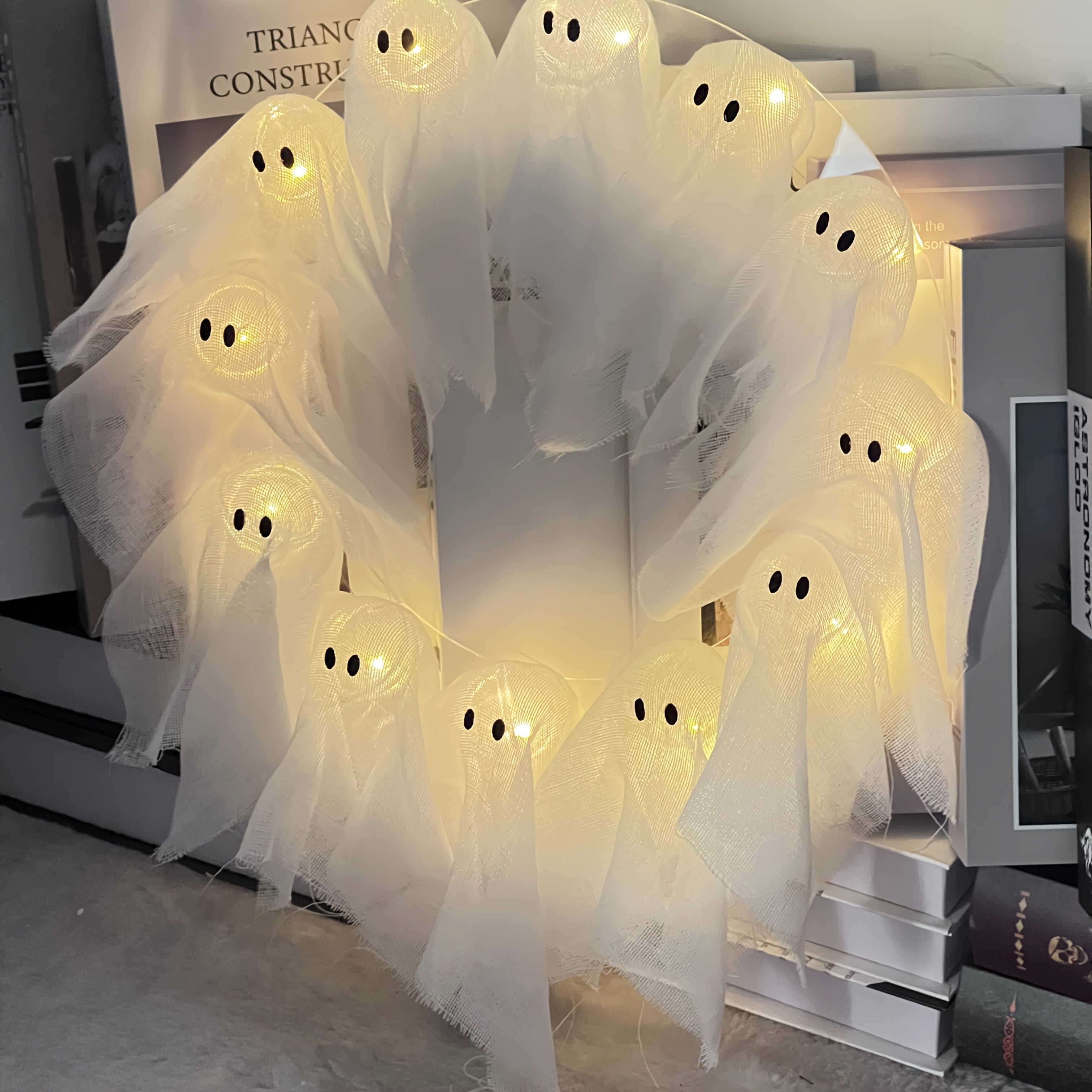 Halloween Glowing Wreath with 8 LED Lights-1