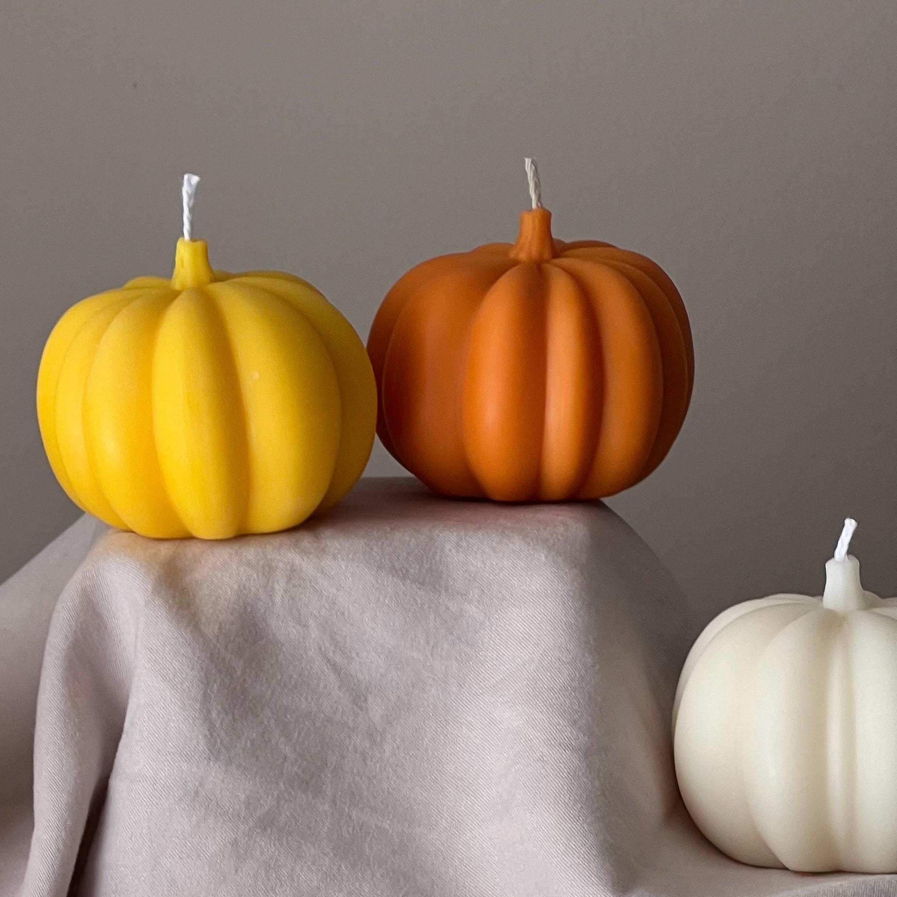 Handmade Pumpkin Soy Wax Candle: Autumn Halloween Decor-2